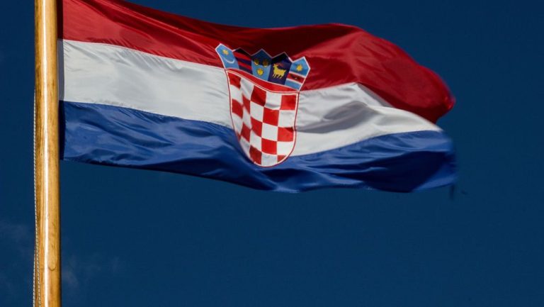 61390869-zastava-hrvatska